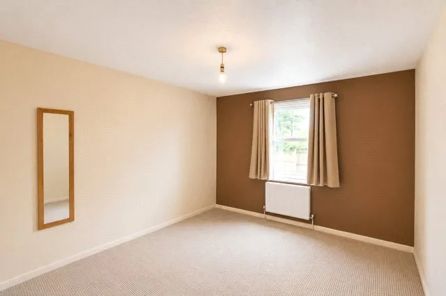 Eastcott Close, Blackburn, BB2, photo 9
