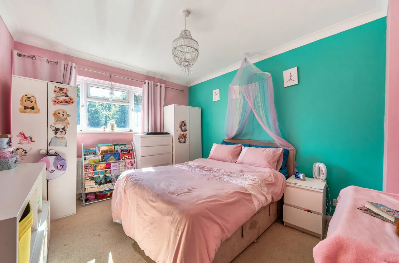 Beverley Close, Camberley, GU15, photo 11