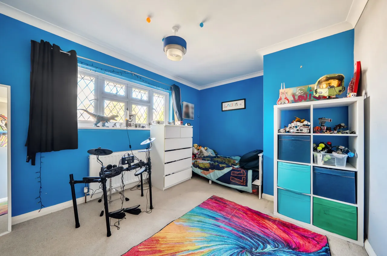 Beverley Close, Camberley, GU15, photo 10