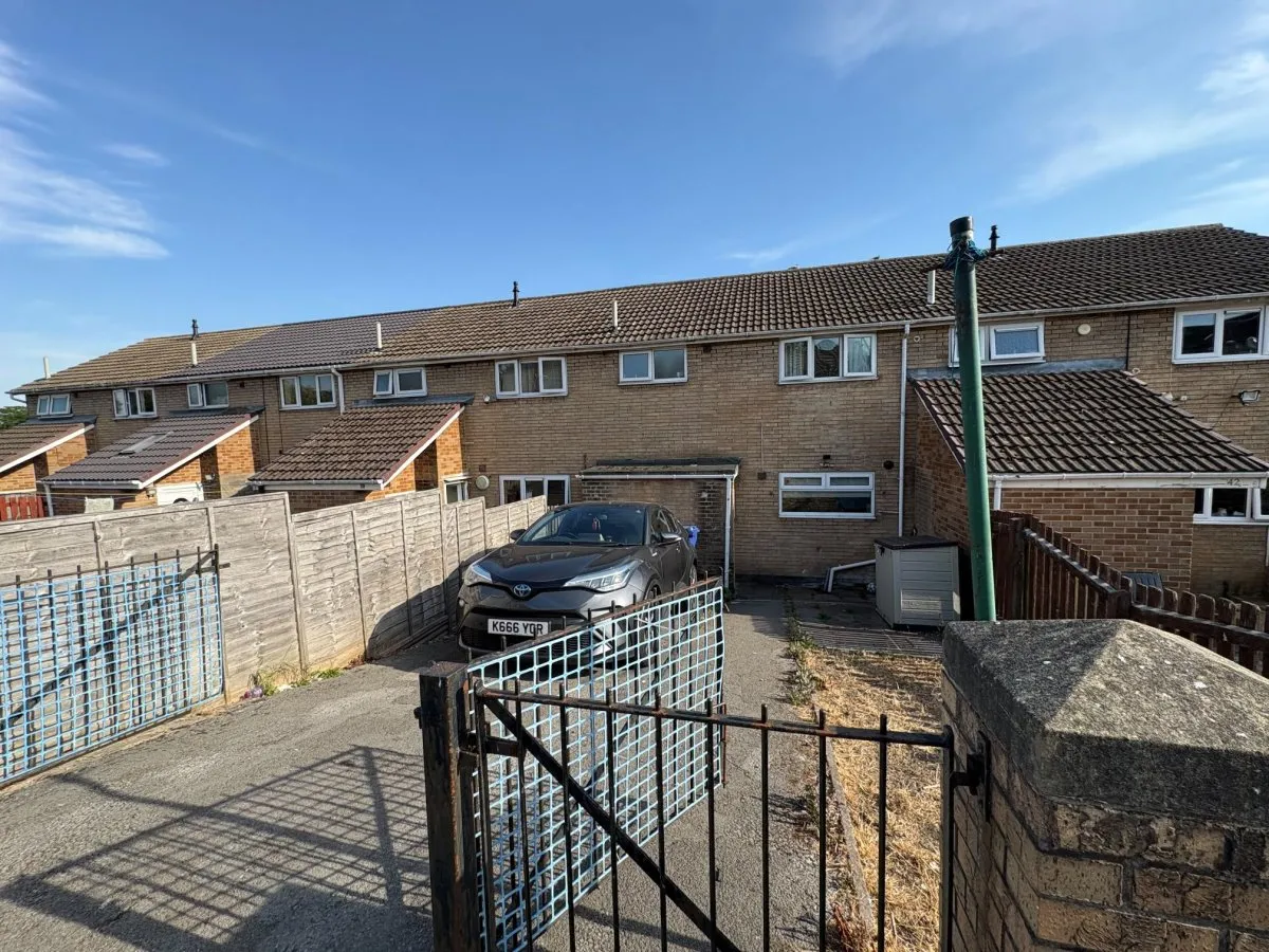 Shaftesbury Drive, Hoyland, photo 8