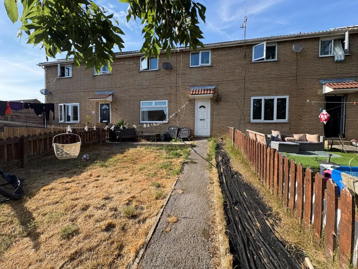3 bed house to rent, Shaftesbury Drive, Hoyland