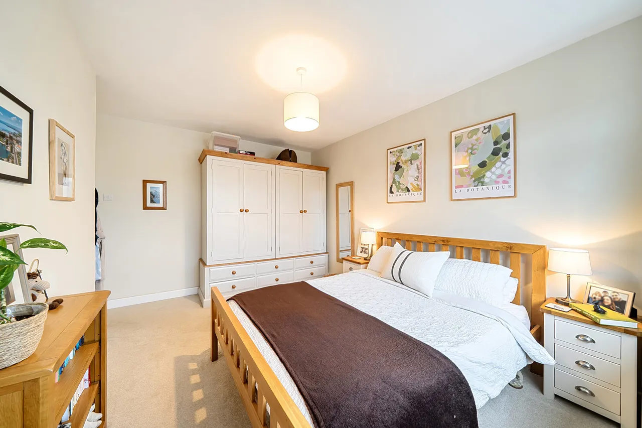 Hall Close, Mill End, WD3, photo 11