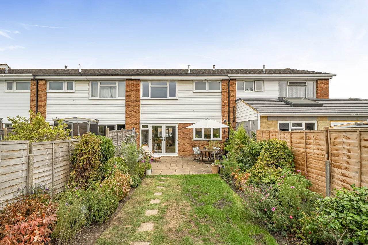 Hall Close, Mill End, WD3, photo 14