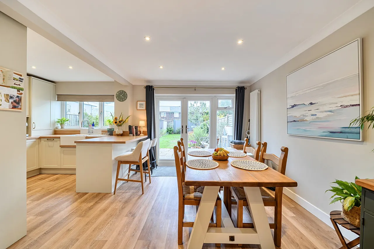 Hall Close, Mill End, WD3, photo 4