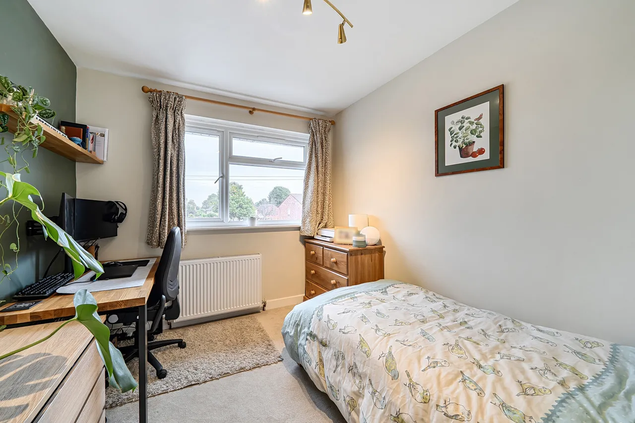 Hall Close, Mill End, WD3, photo 8
