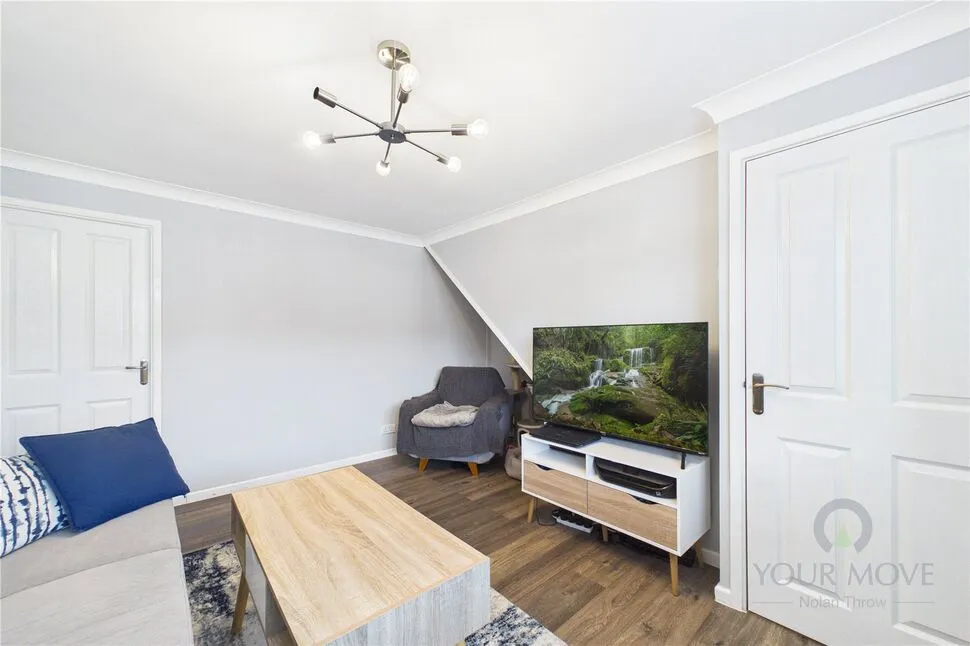 East Bank, Thorplands Brook, Northampton, NN3, photo 5