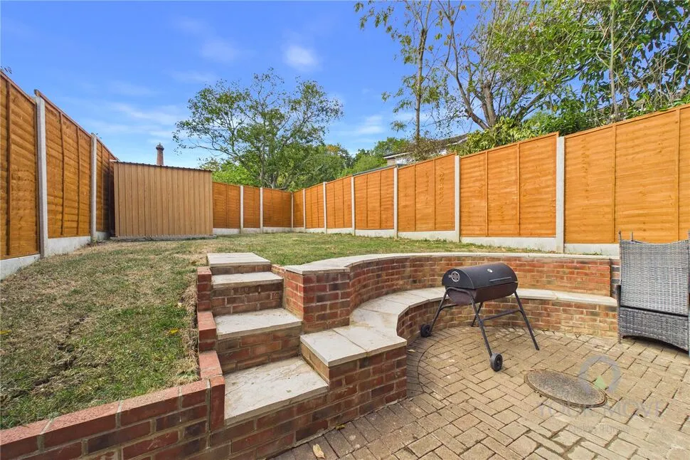 East Bank, Thorplands Brook, Northampton, NN3, photo 10