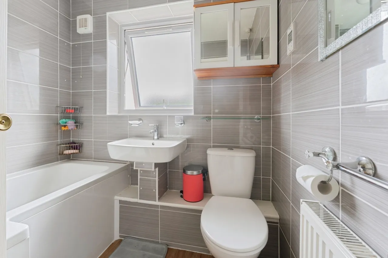 Griffiths Close, Wirral, CH49, photo 10