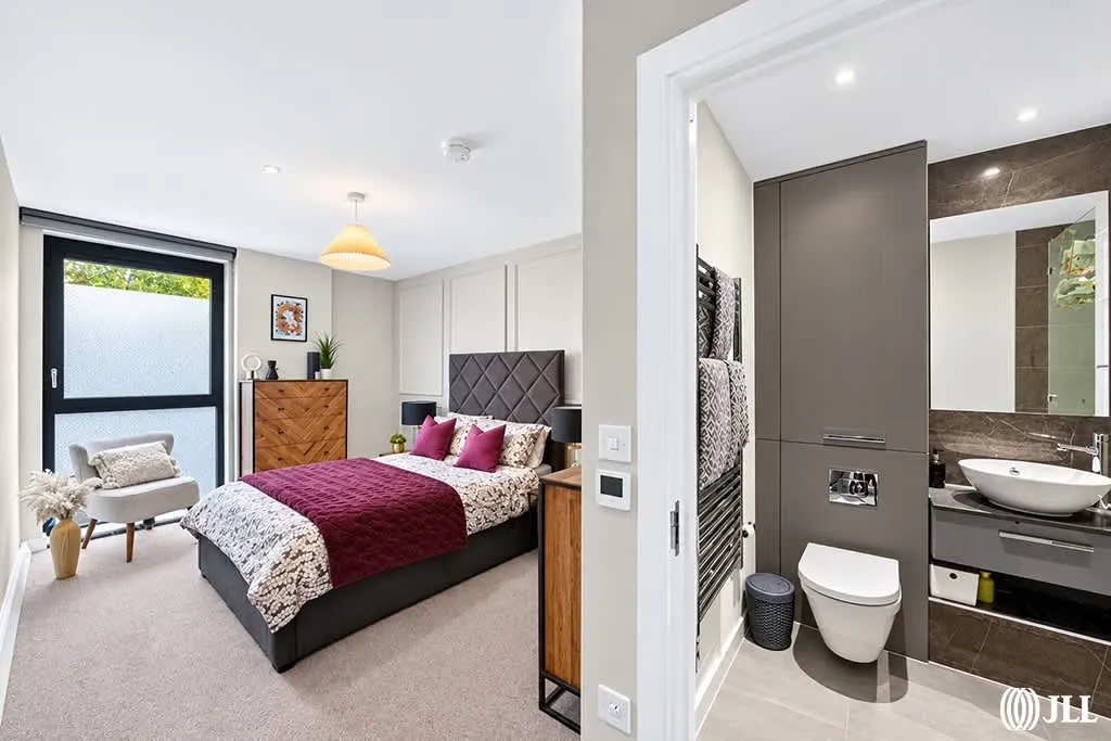 Forrester Way, London, E15, photo 6