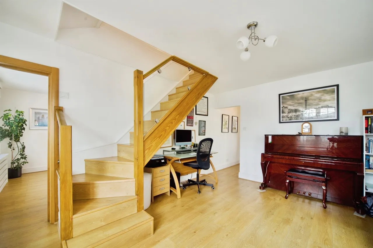 Old Nazeing Road, Broxbourne, EN10, photo 11
