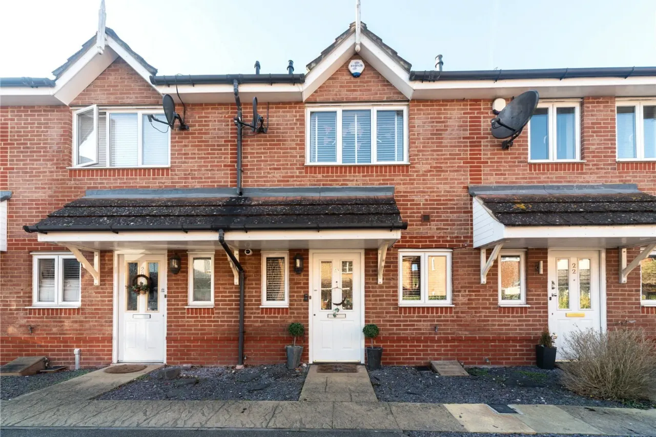 Campbell Close, Byfleet, West Byfleet..., photo 27