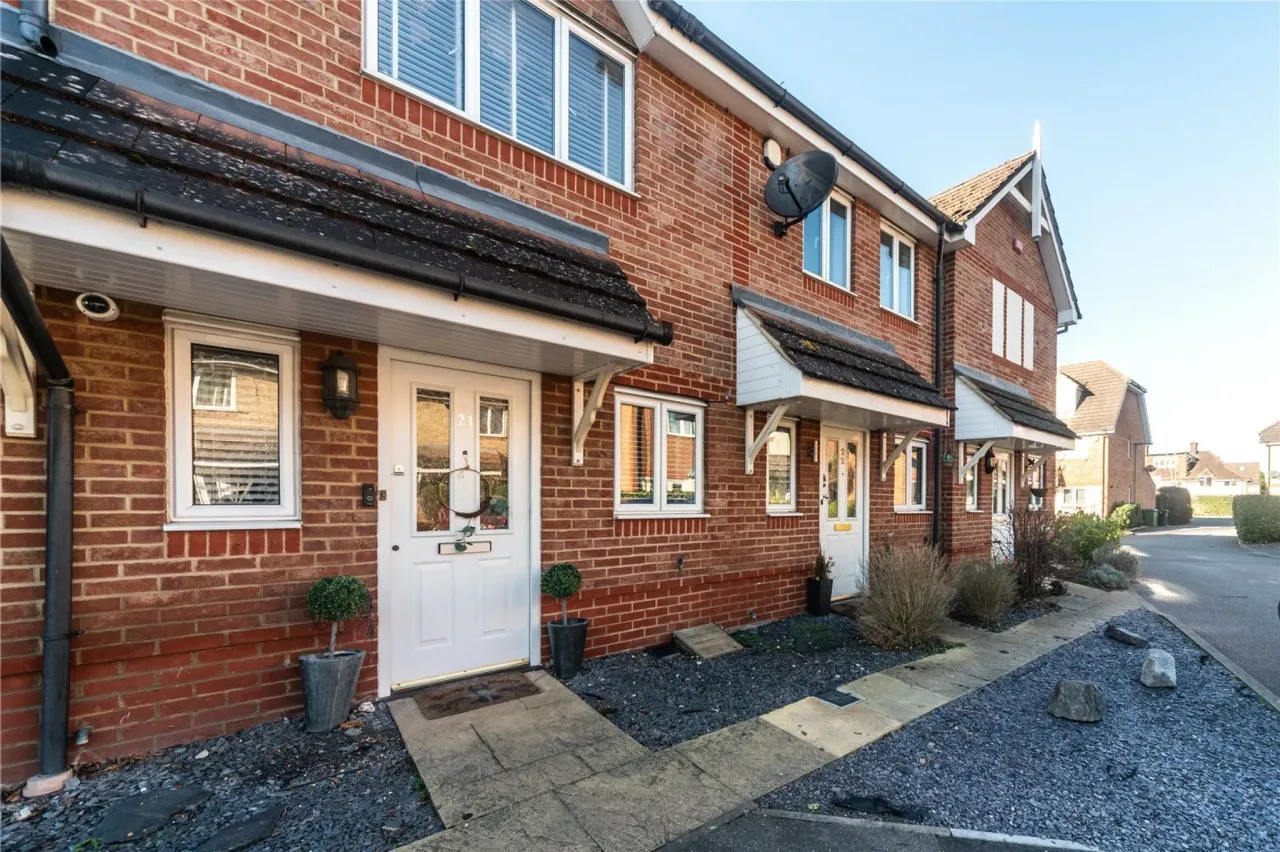 Campbell Close, Byfleet, West Byfleet..., photo 26