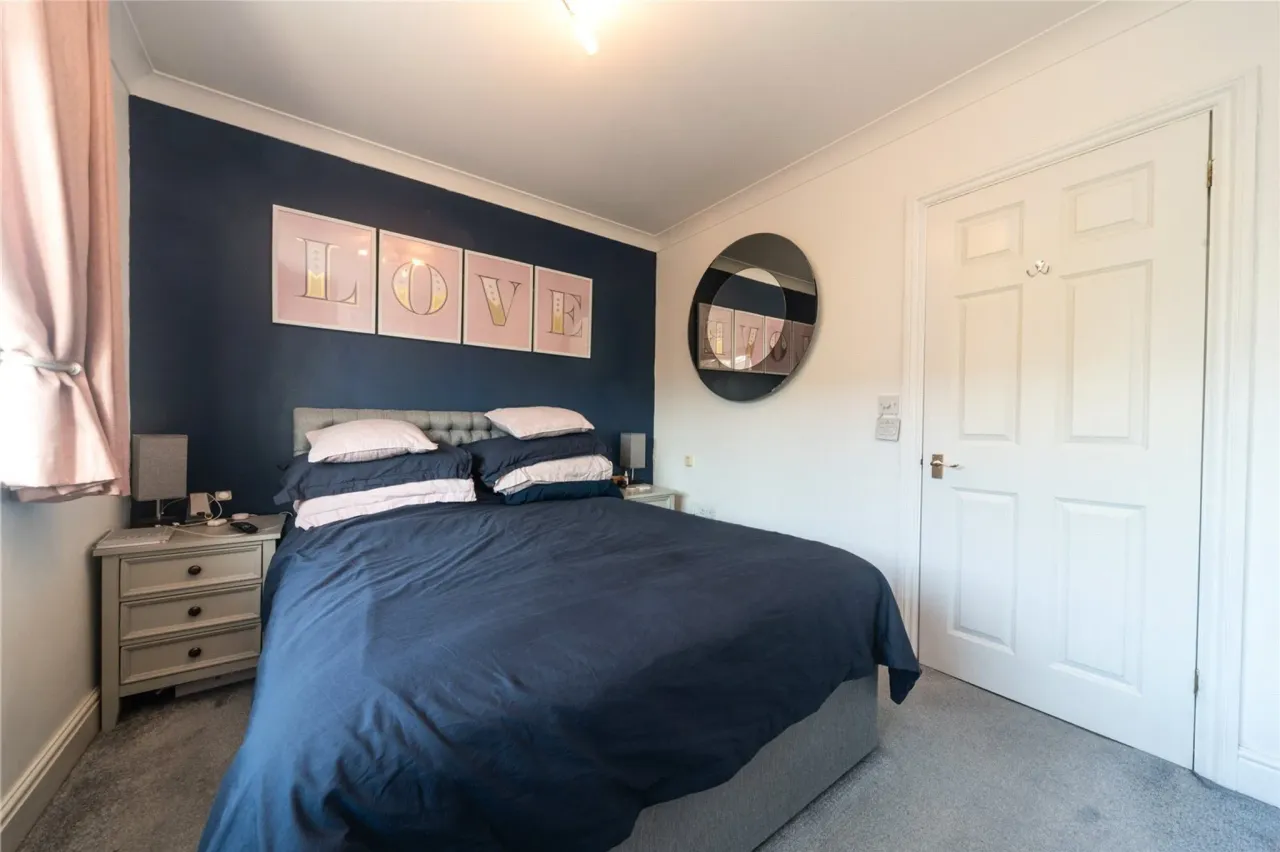 Campbell Close, Byfleet, West Byfleet..., photo 15