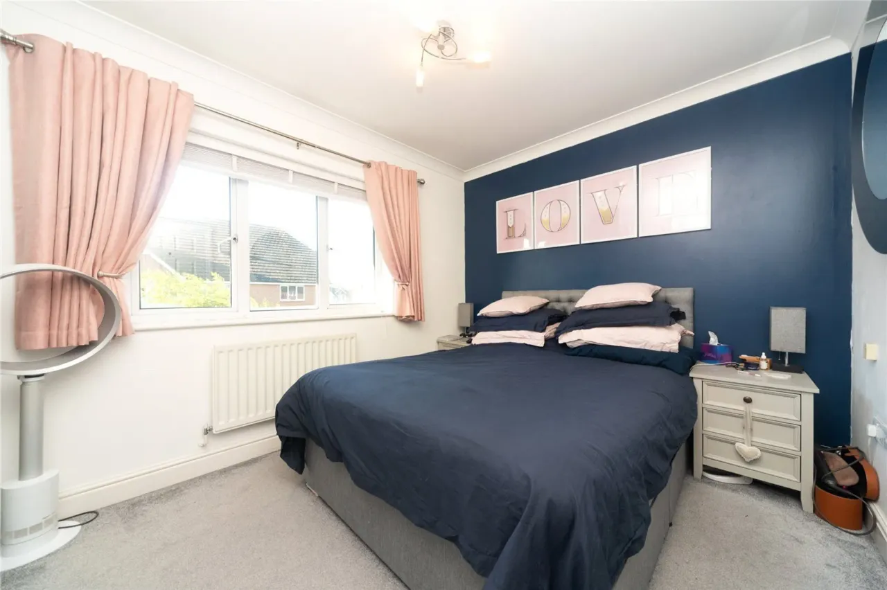 Campbell Close, Byfleet, West Byfleet..., photo 16