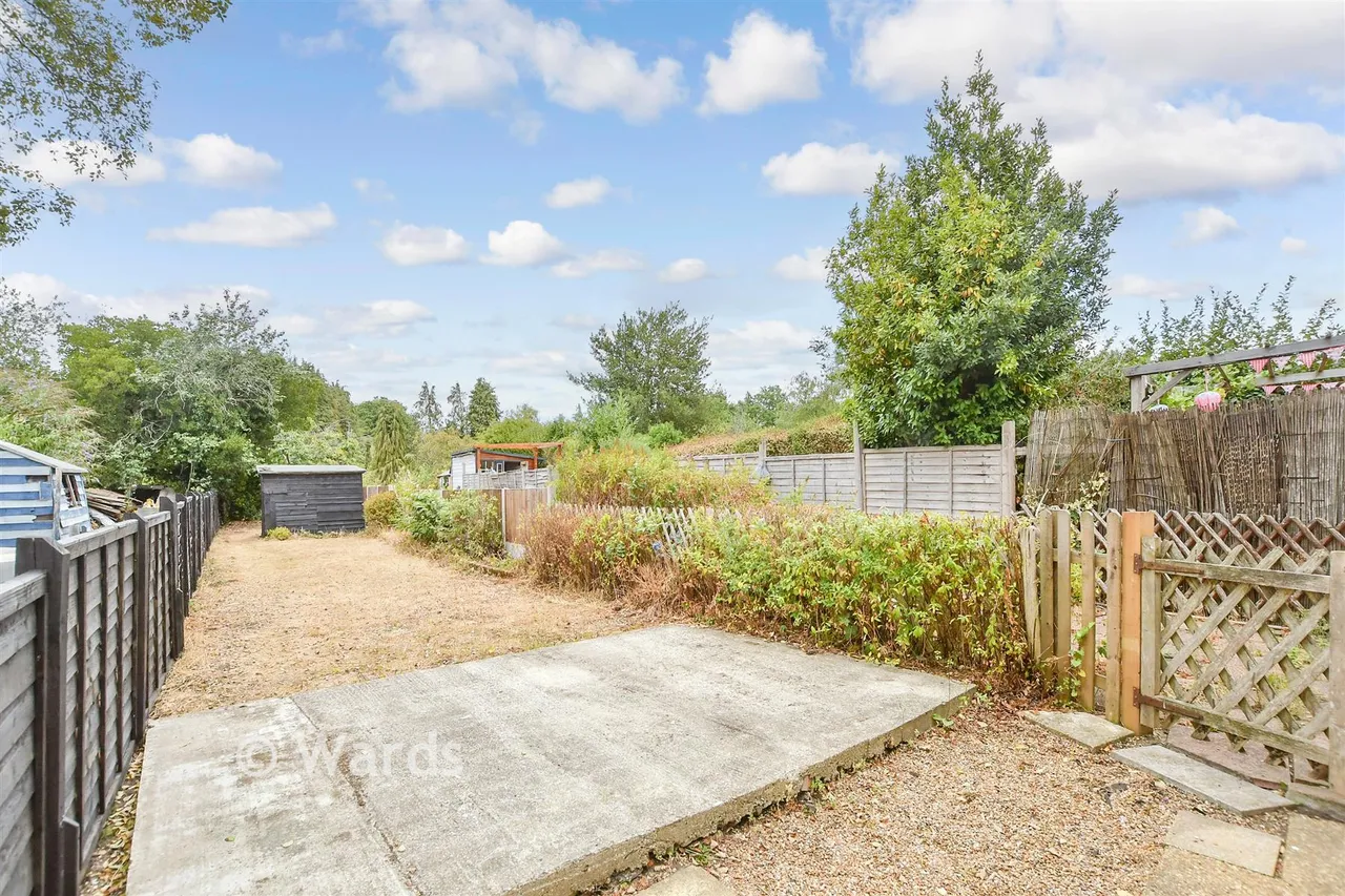 2 bed house for sale, Ware Street, Bearsted, ME14