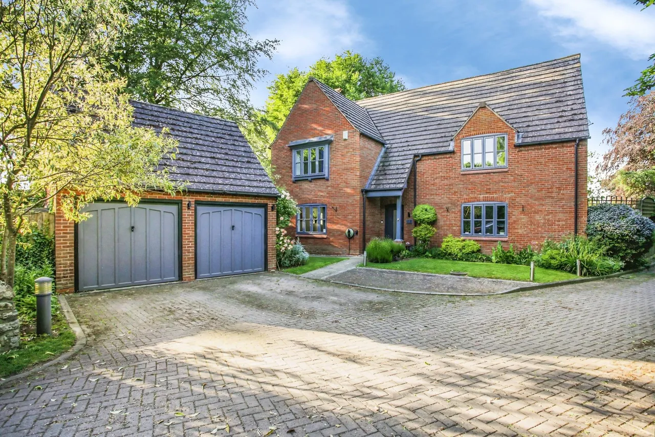 5 bed house for sale, Hunters Moon, Rugby, CV23