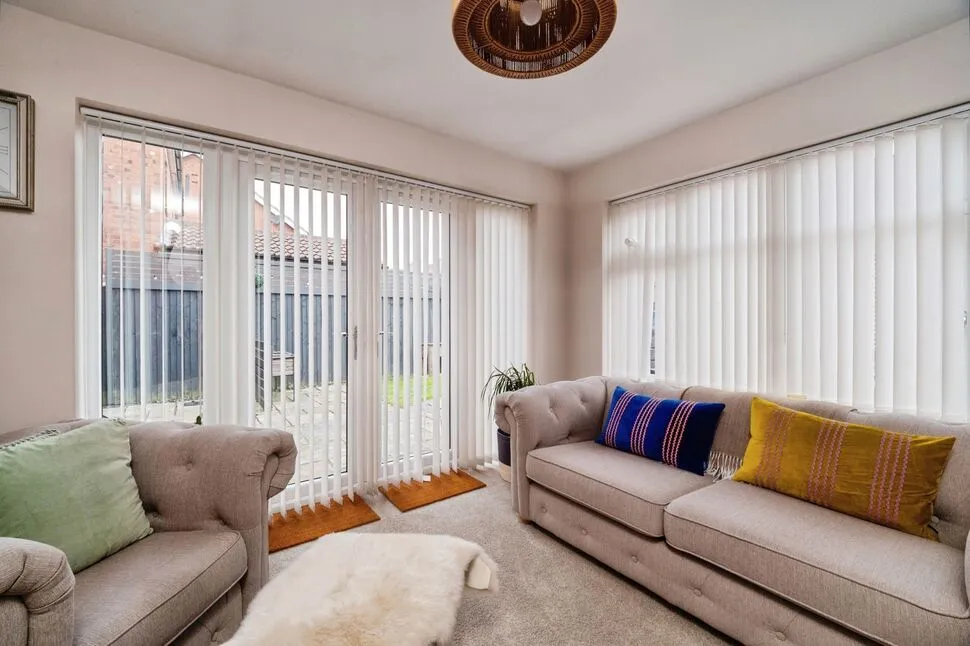 Bluebell Road, Grimsby, DN33, photo 12