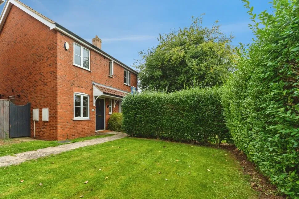 4 bed house to rent, Bluebell Road, Grimsby, DN33
