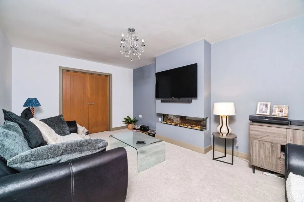 Bluebell Road, Grimsby, DN33, photo 5