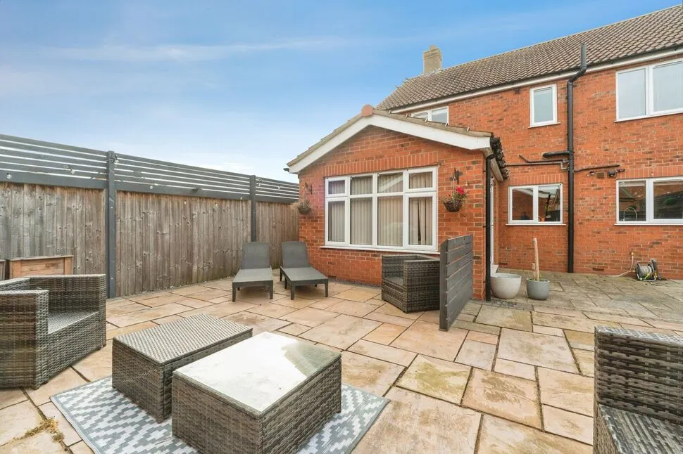 Bluebell Road, Grimsby, DN33, photo 31