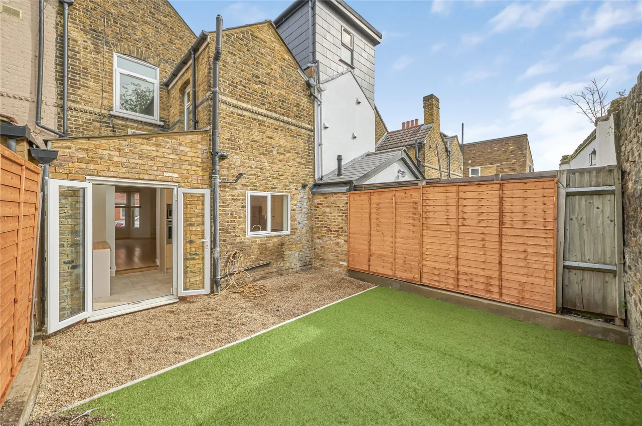 Verran Road, London, SW12, photo 17