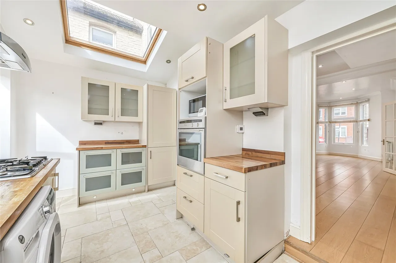 Verran Road, London, SW12, photo 5