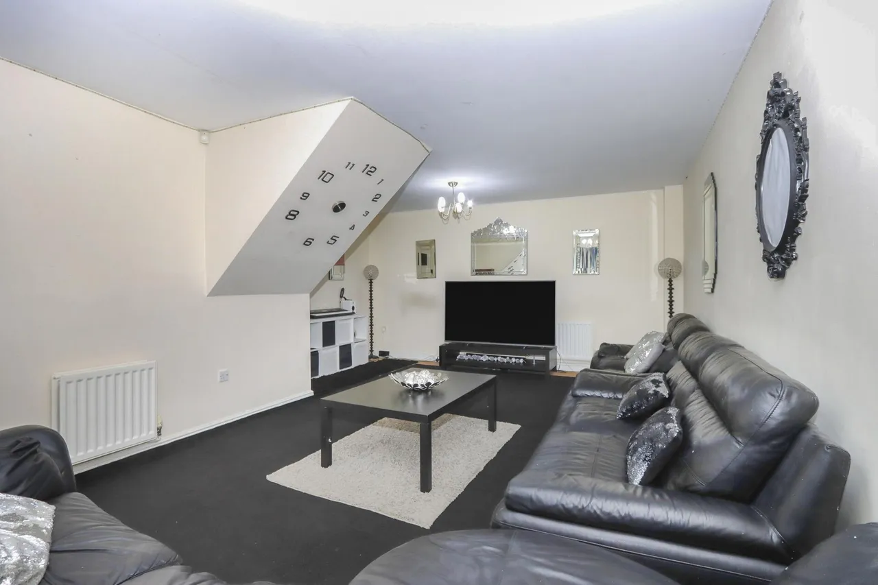 Raynald Road, Sheffield, S2, photo 11