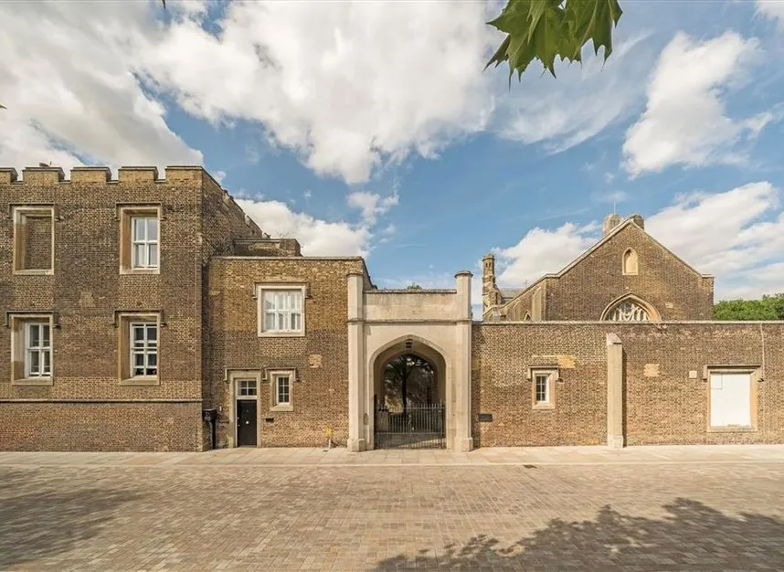 2 bed flat for sale — Ashmore Road, Woolwich, SE18