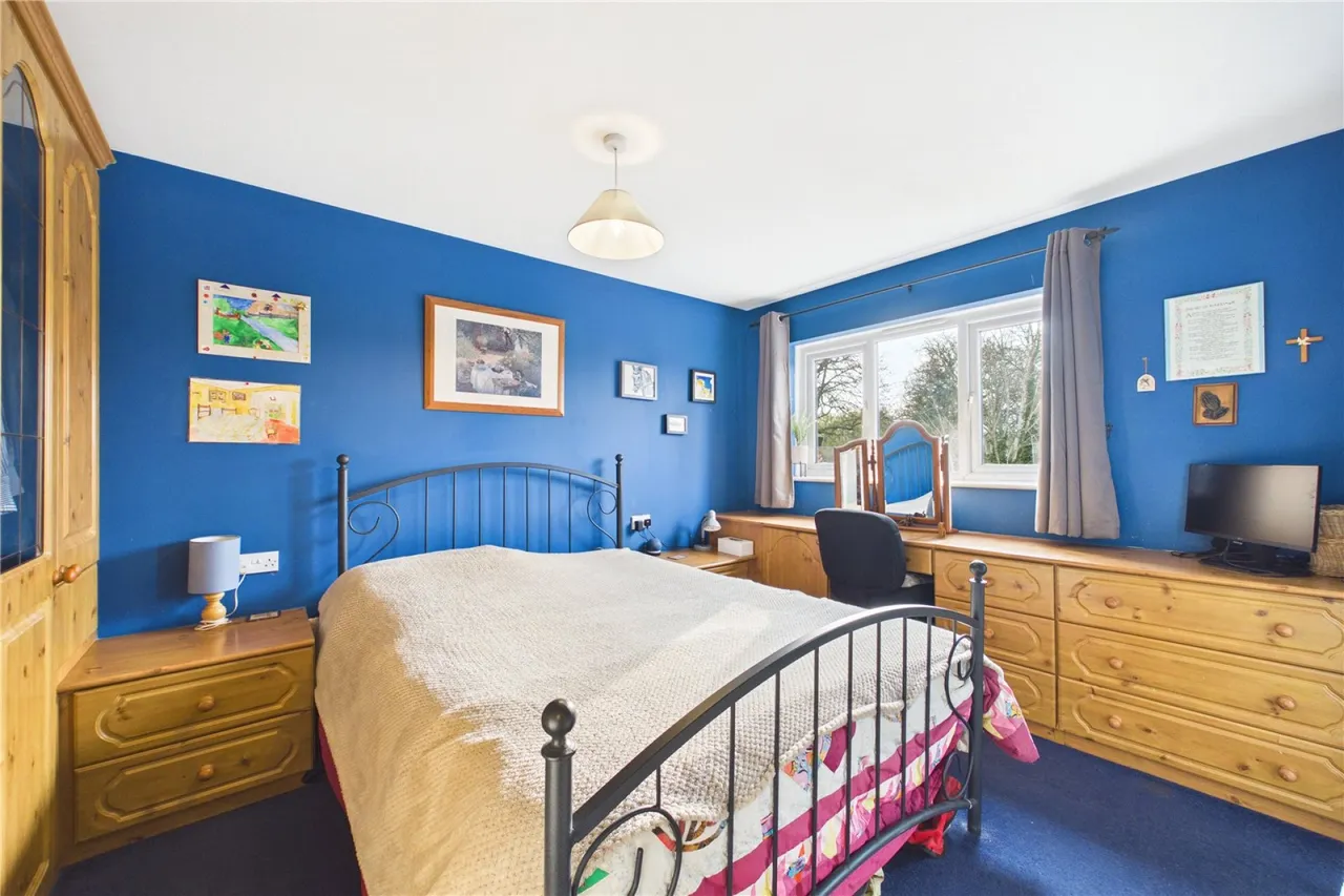 Campbell Road, Bramley, RG26, photo 8