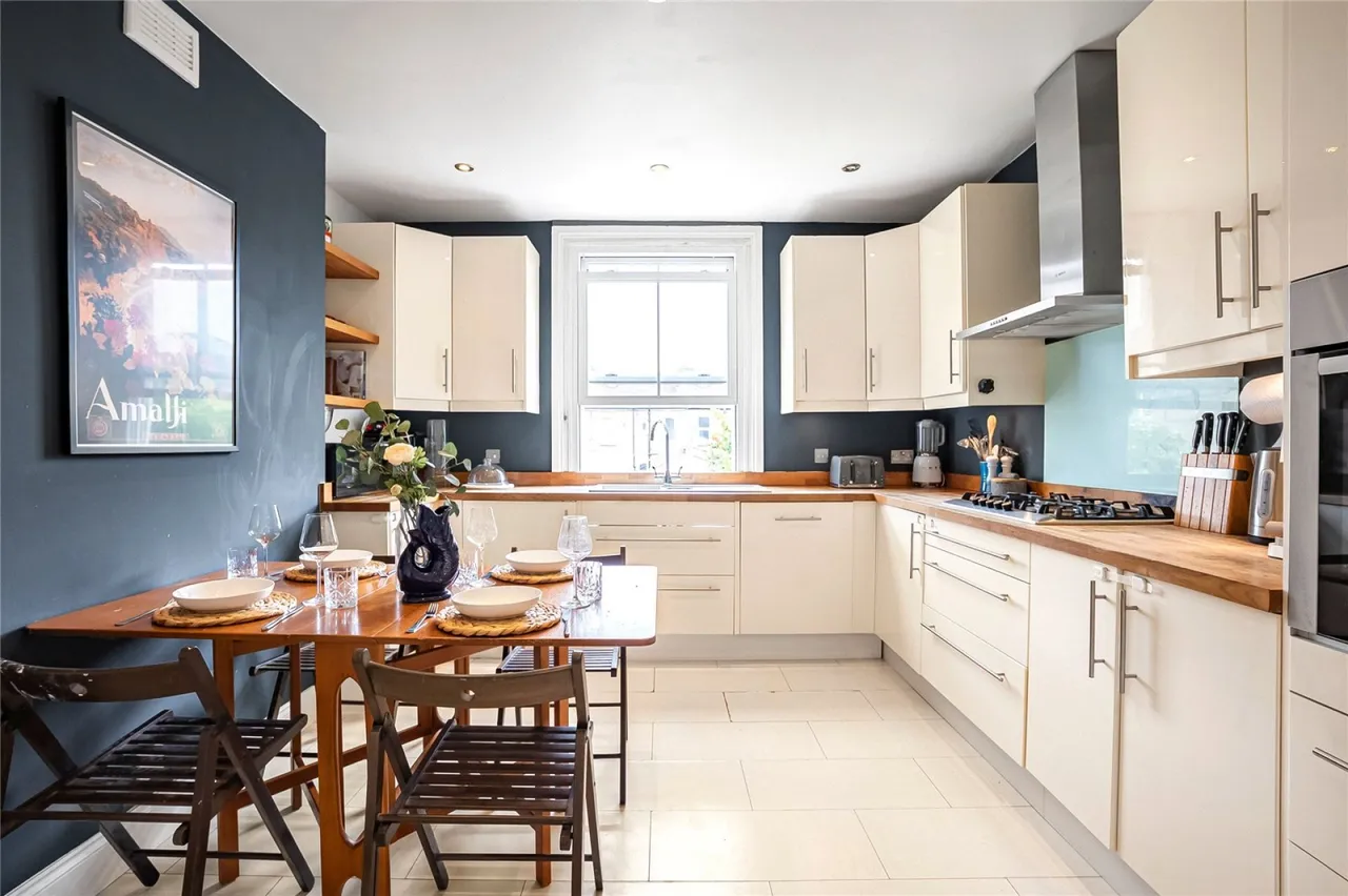 Pendle Road, Furzedown, photo 3