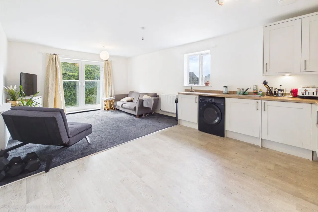 Langford Way, Thatcham, RG19, photo 3