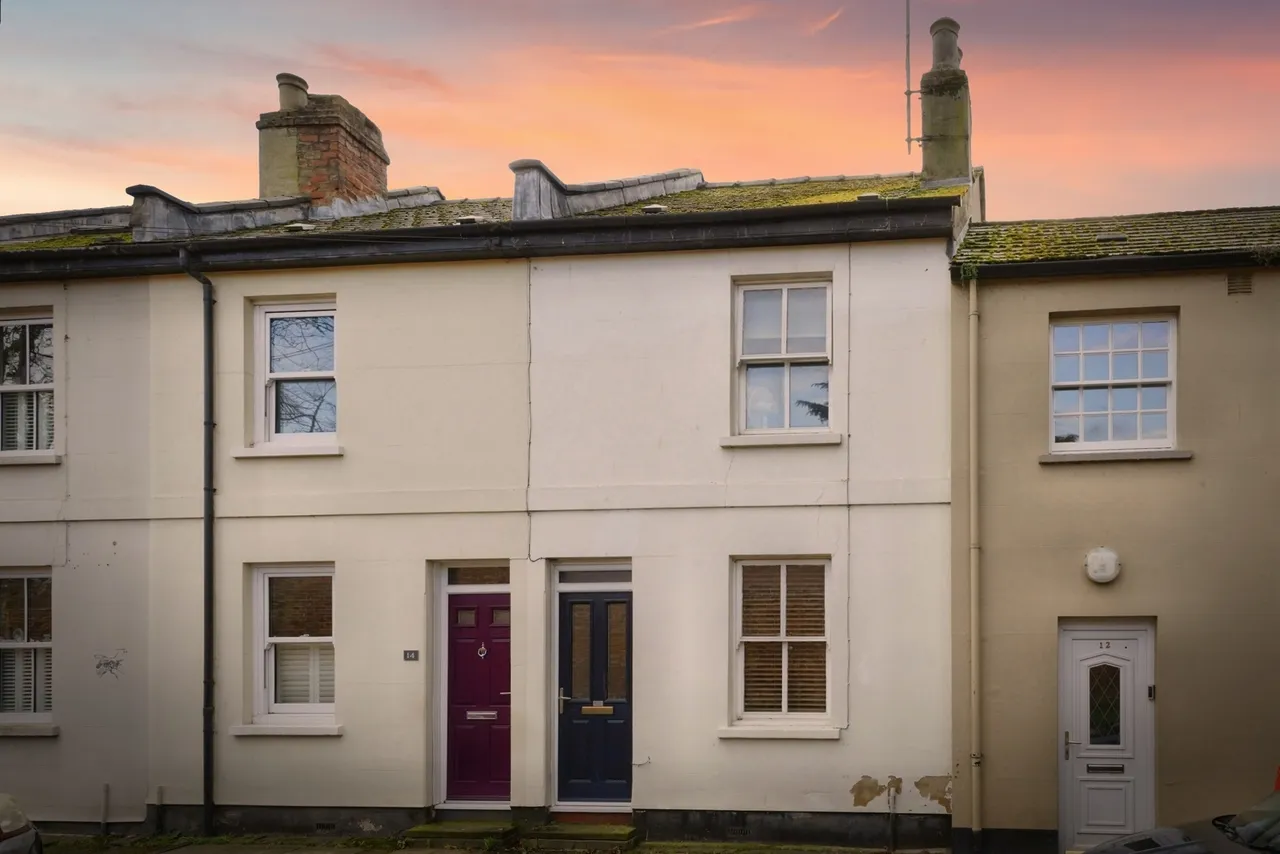 Kew Place, Cheltenham, GL53, photo 2