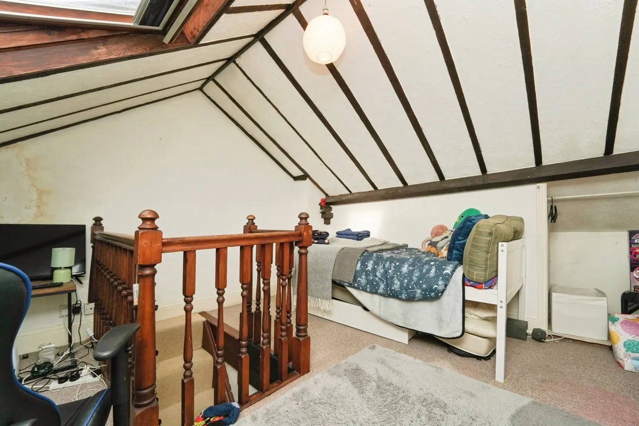 Kew Place, Cheltenham, GL53, photo 12