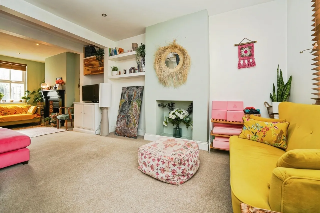 Kew Place, Cheltenham, GL53, photo 4