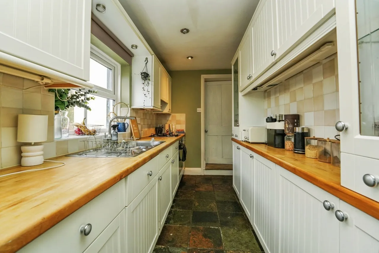Kew Place, Cheltenham, GL53, photo 8