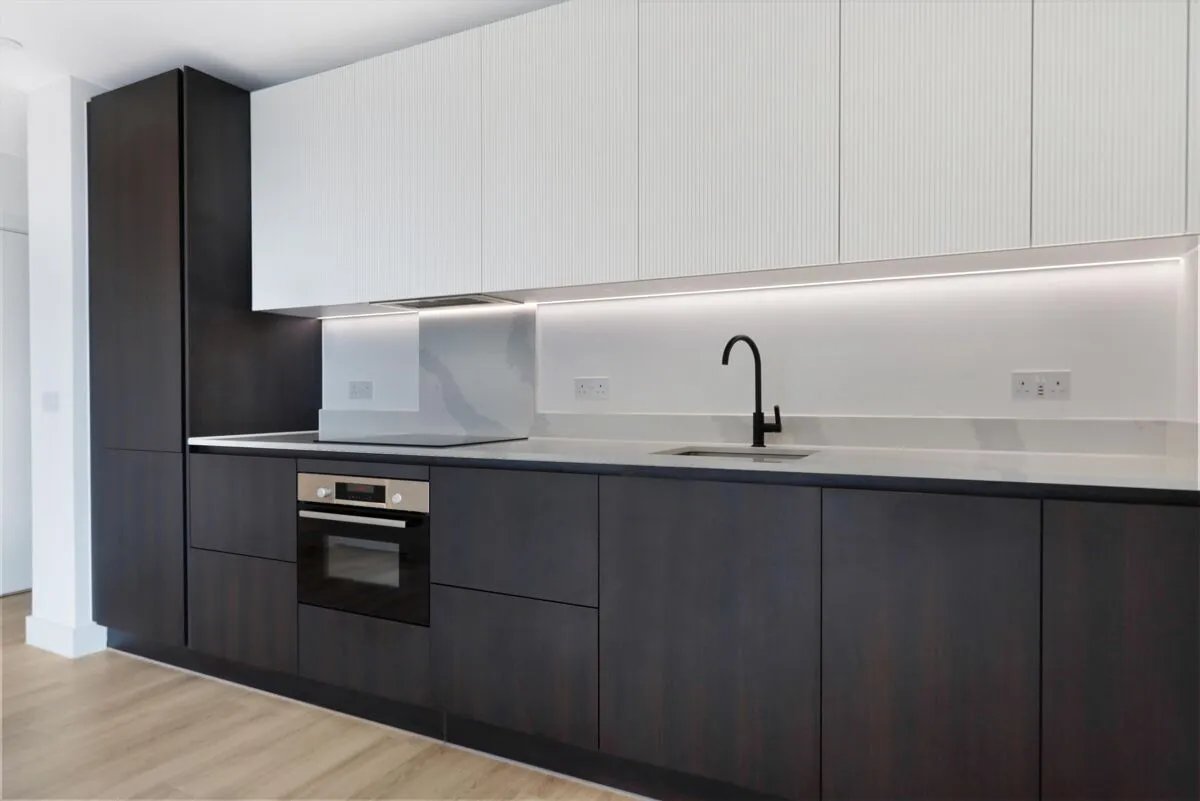 1 bed flat to rent, Heartwood Boulevard, London, W3