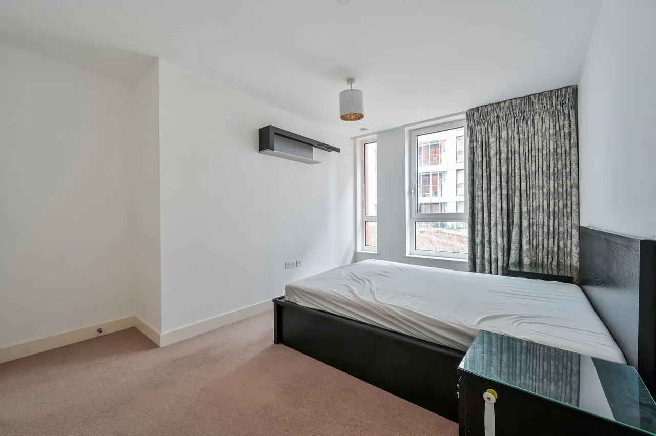 Apartment 12, Distel Apartments, 19 Telegraph Avenue, London, photo 10