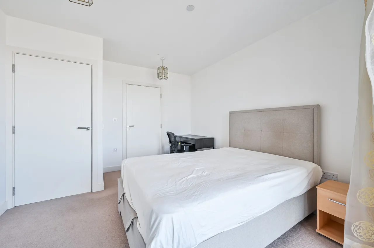 Apartment 12, Distel Apartments, 19 Telegraph Avenue, London, photo 7