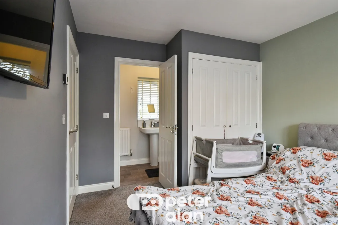Llys Clarence Aberdare, CF44, photo 11