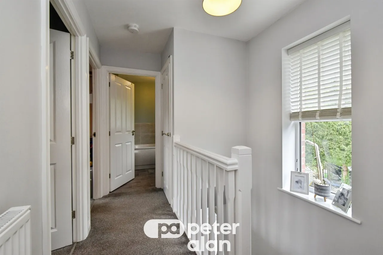 Llys Clarence Aberdare, CF44, photo 9