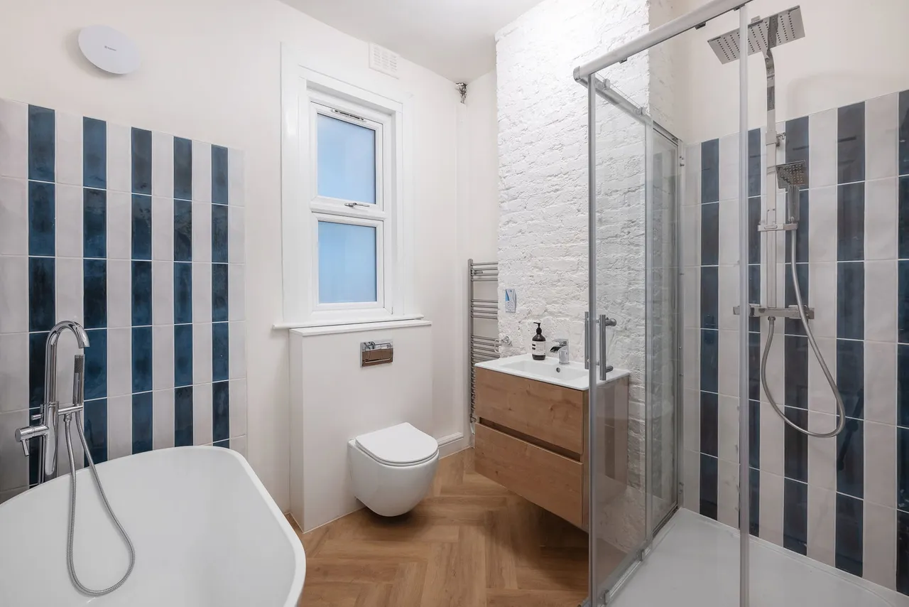 Stanstead Road, London, SE6, photo 3