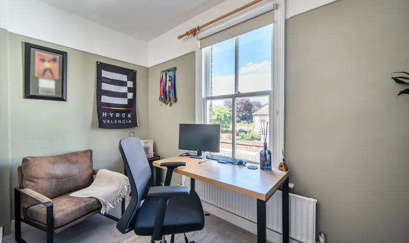 Victoria Place, Epsom, KT17, photo 9
