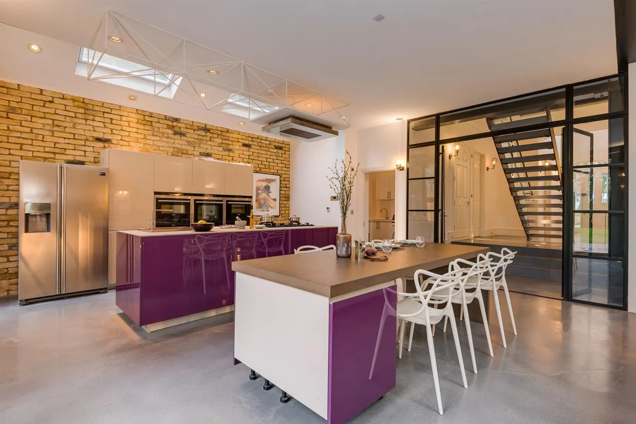 Willesden Lane, London NW2 5RE, photo 4
