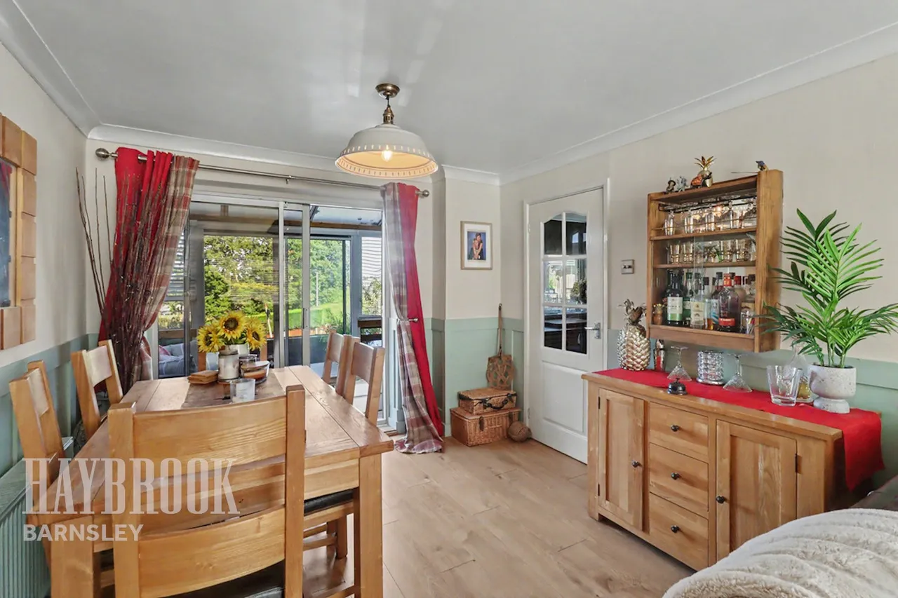 Primrose Way, Hoyland, photo 8