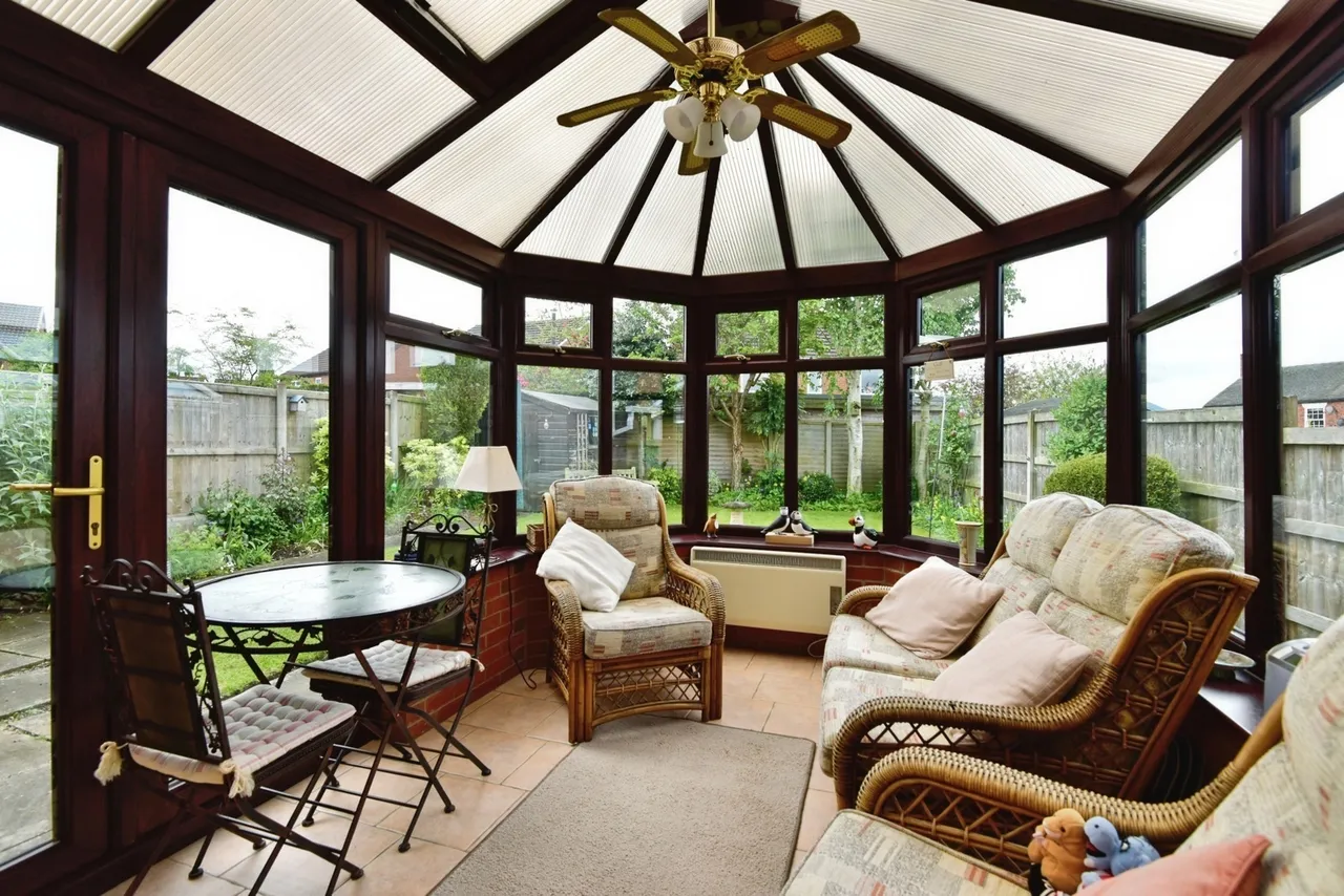 Keats Drive, Rode Heath, Stoke-on-Trent, Cheshire, ST7, photo 9