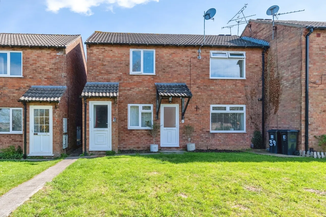2 bed flat for sale — Gatcombe Drive, Stoke Gifford, Bristol, Gloucestershire, BS34