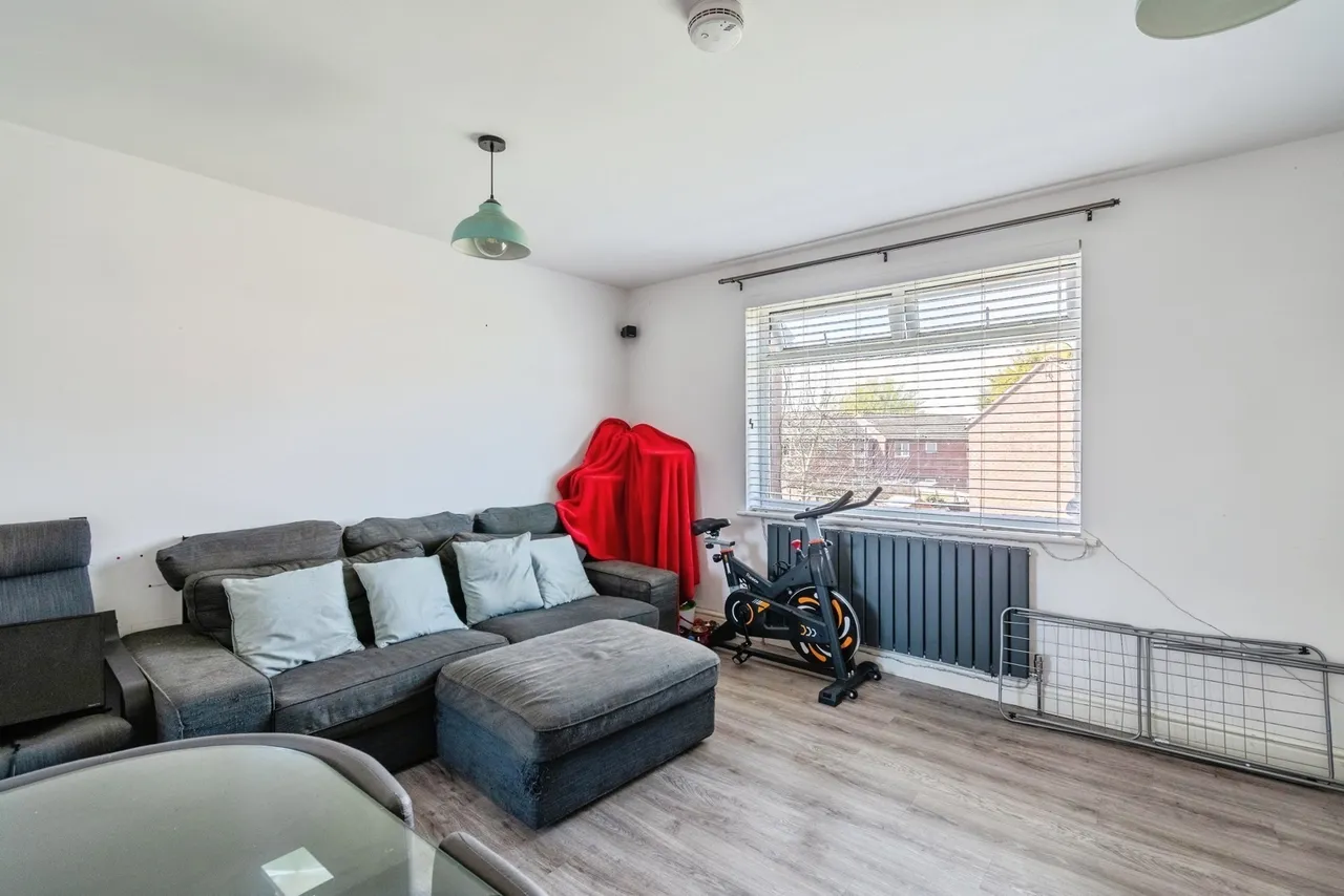 Gatcombe Drive, Stoke Gifford, Bristol, Gloucestershire, BS34, photo 7