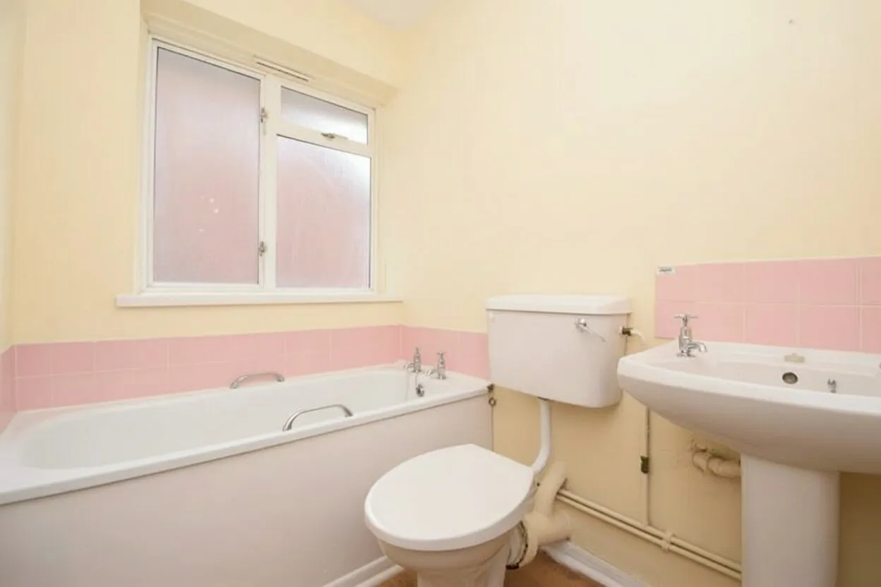 Compton Crescent, Northolt, UB5, photo 7