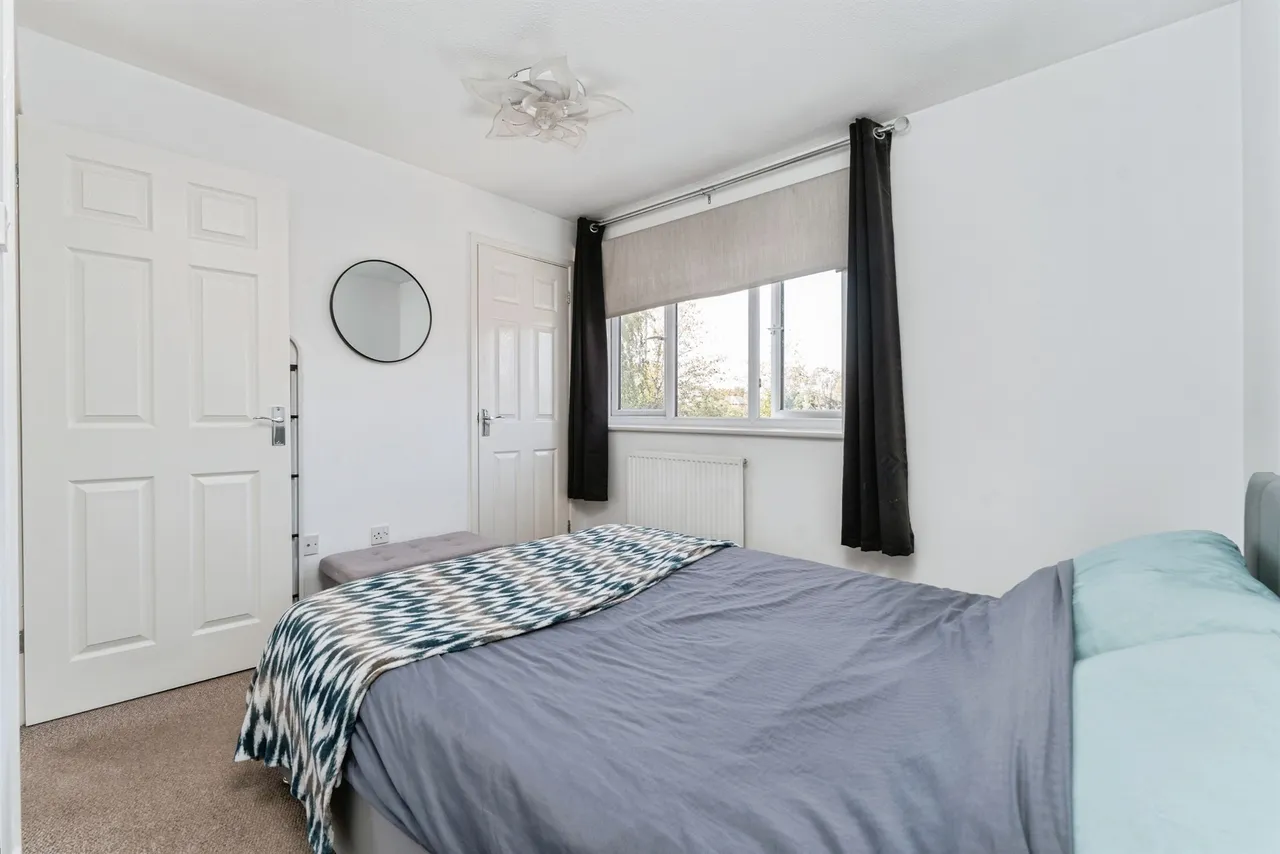 Peterhouse Crescent, March, photo 10