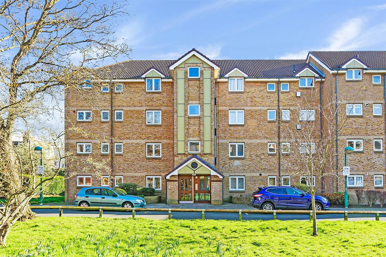 Station Road, Barnes, SW13, photo 4